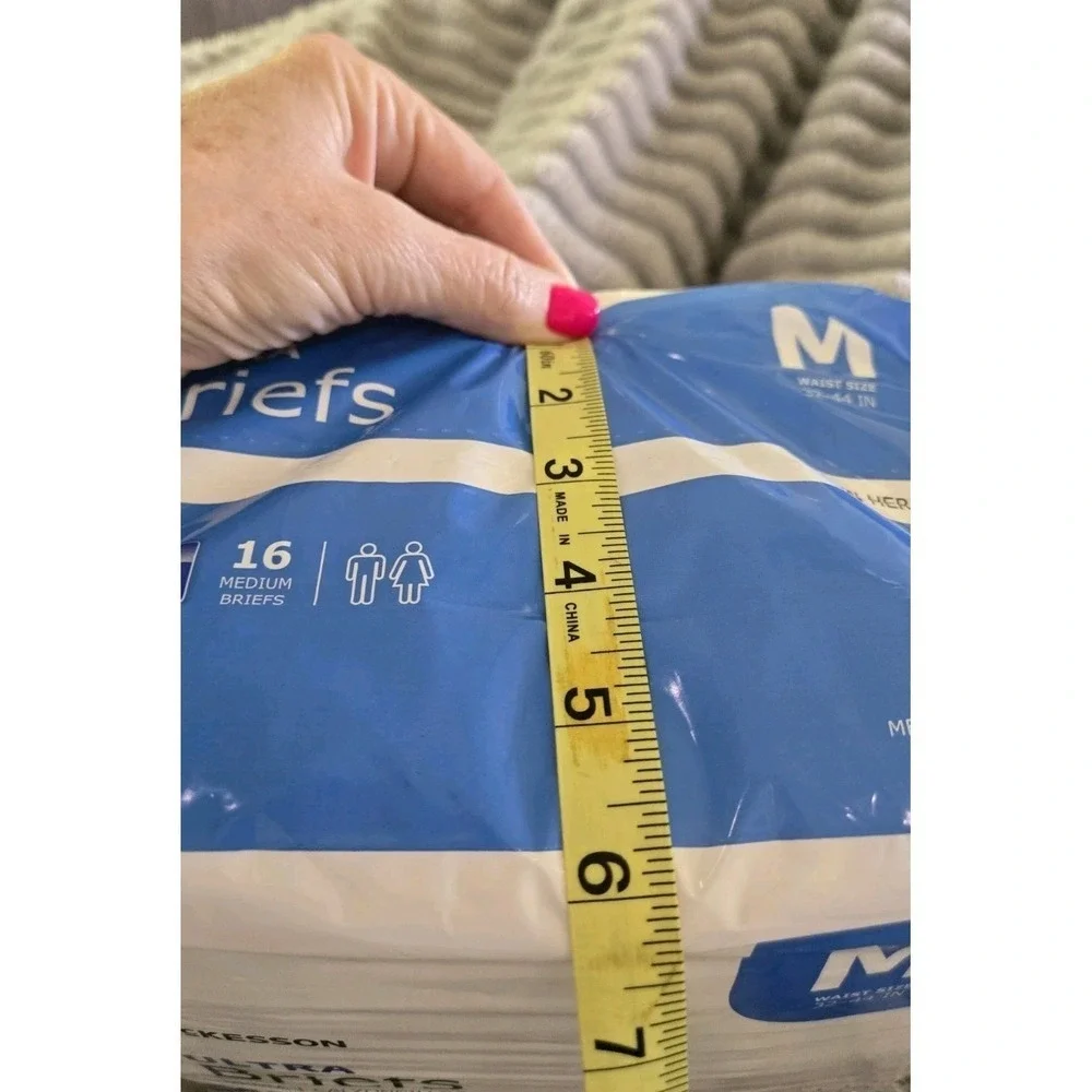 McKesson Ultra Briefs Heavy Absorbency Medium 32-44